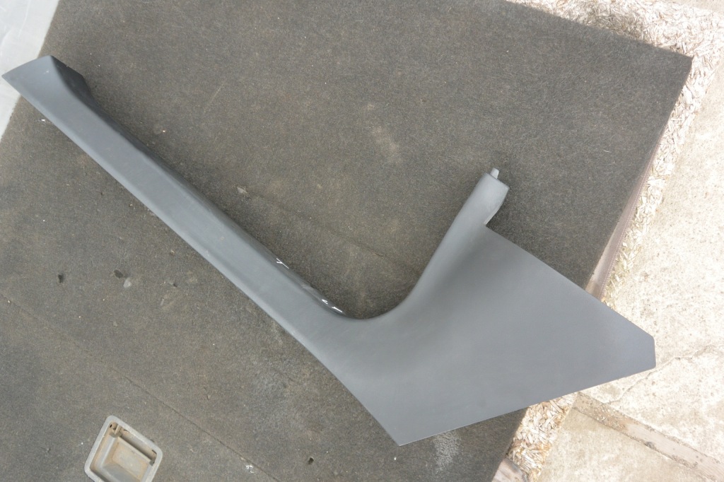 Накладка молдинг поріг права ліва tesla s 12-16 Ціна