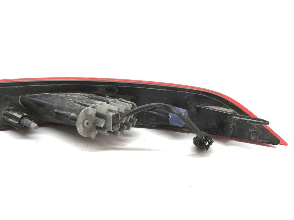 фото №10, Polestar 2 ii 20- лівий відбивач бампера задня лампа p31698096