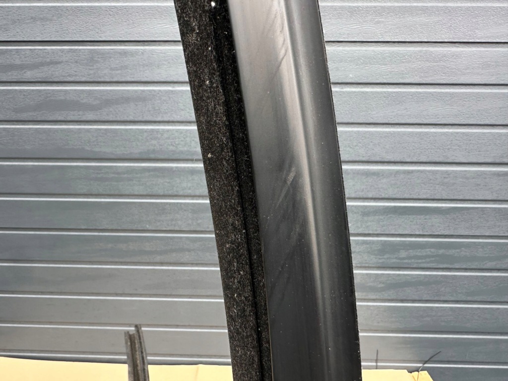 Opel meriva b прокладка скло дверей ліве перед Ціна