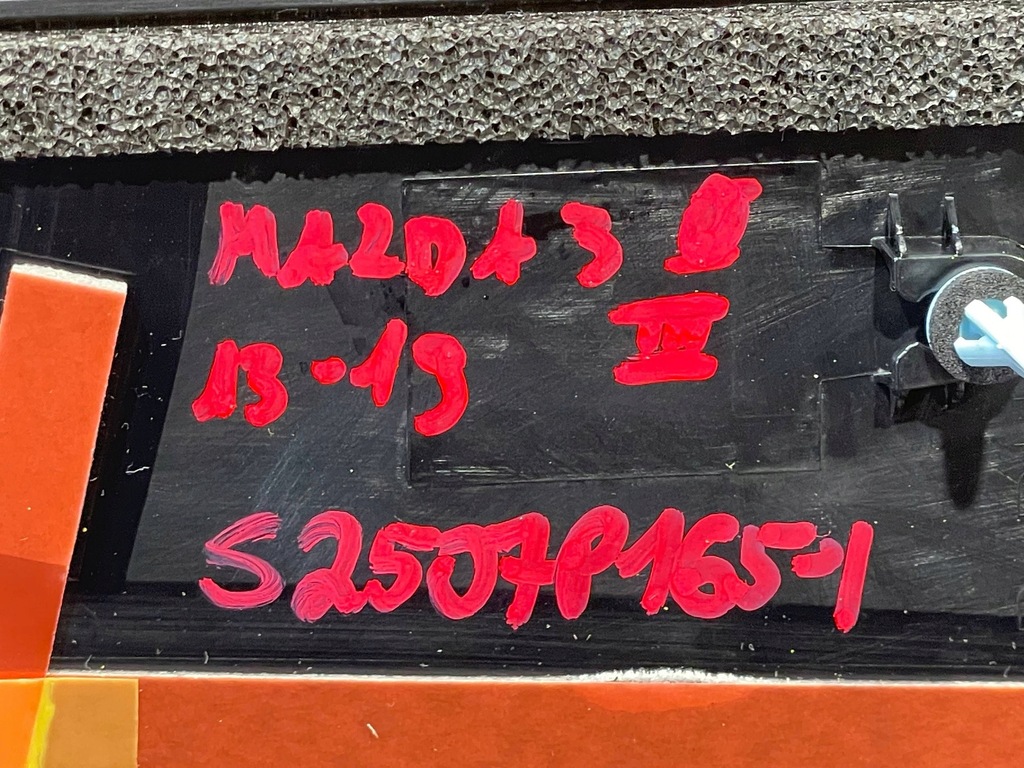 фото №9, Mazda 3 bm iii 13-18 молдинг верхний вертикальная дверь правое задняя задняя