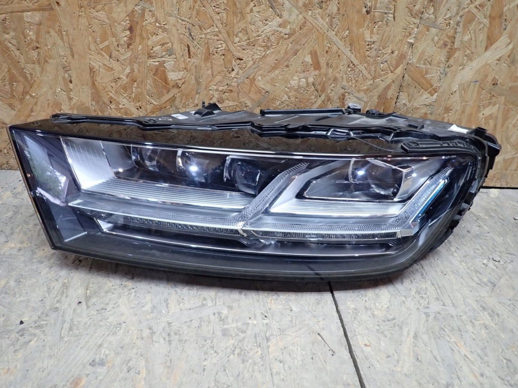 фото №1, Лампа левая фара левый full led matrix audi q7 sq7 4m 2015- 4m0941035