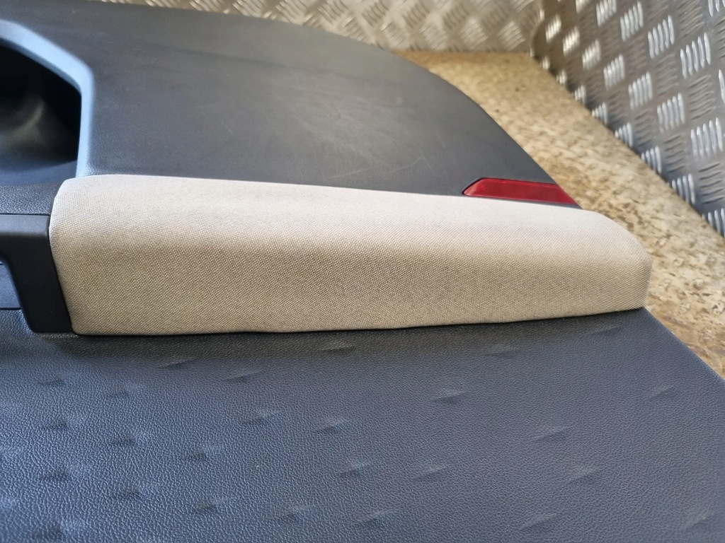 фото №9, Ford escape iv 2020 ліва сторона обшивки двері