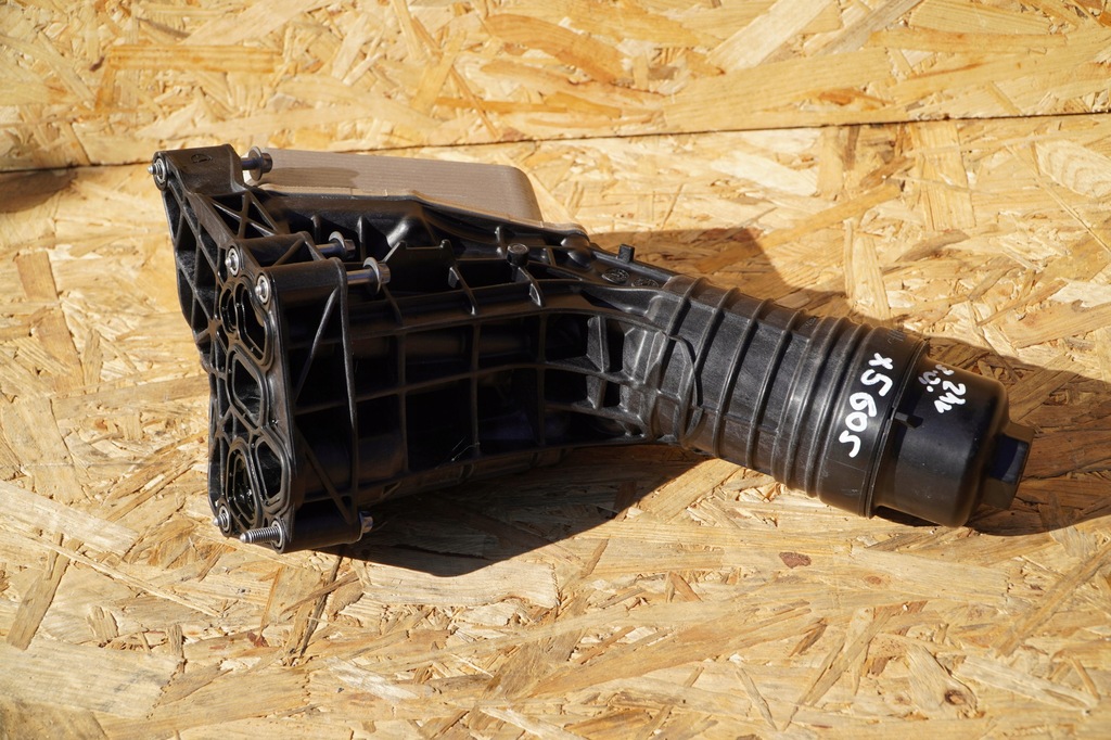 фото №8, Основа радіатор фільтра оливи 9453682 bmw x5 g05 3.0i 24r b58b30s