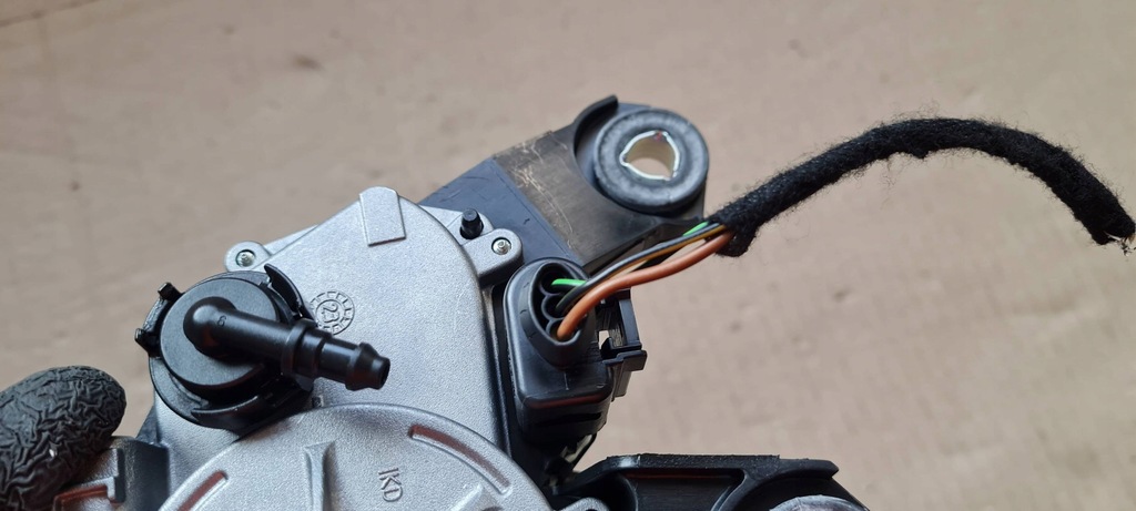 фото №8, Sq8 4m rsq8 q8 моторчик дворники крышки багажника задняя 4k9955711 a6 c8