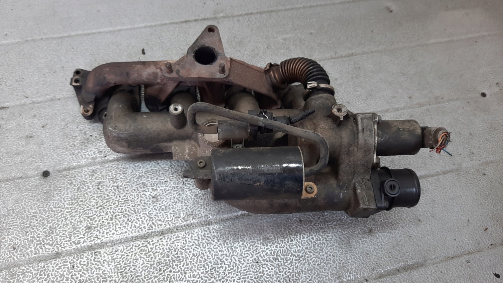 фото №1, Колектор всмоктуючий volvo s40 i 1.9d 01r 8200035819