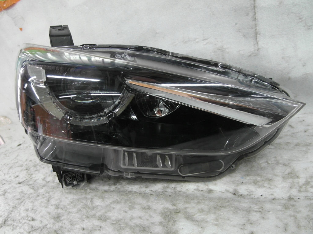 фото №1, Mazda cx3 cx-3 full led лампа перед правая передняя