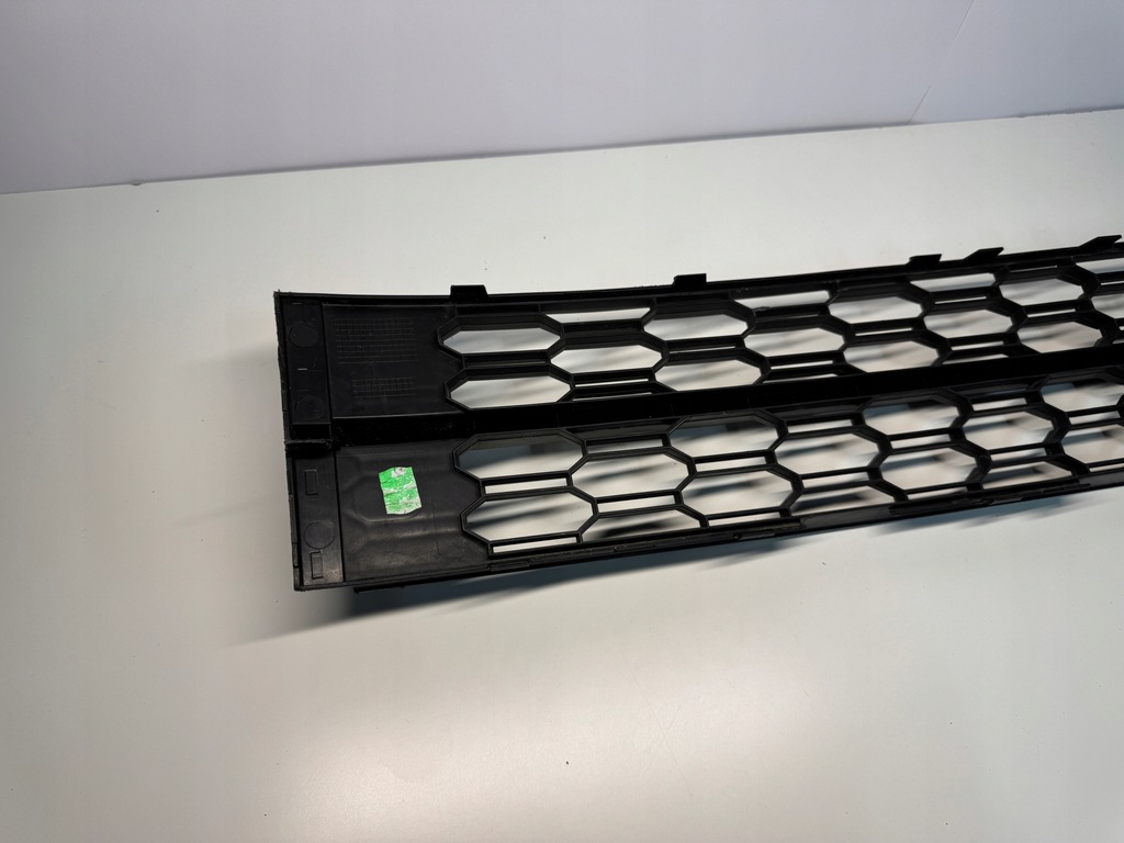 фото №6, Skoda octavia iii решётка бампера перед 5e0853677j