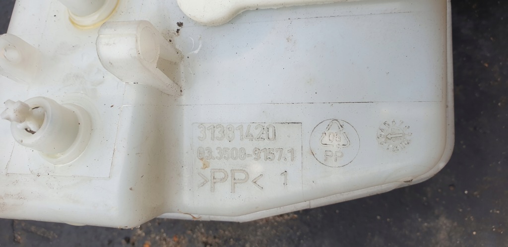 Бачок жидкость тормозной volvo xc90 ii оригинал europa с Разборки