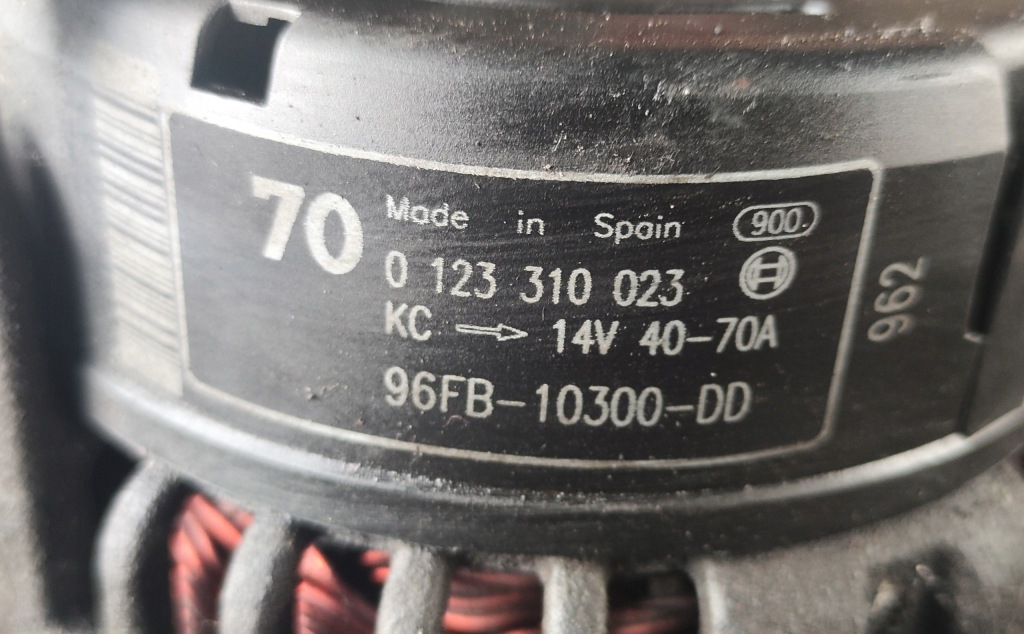 Ford fiesta mk4 1.3 генератор Оригинал