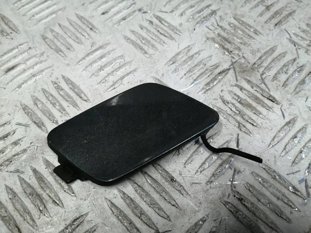 фото №1, Cc audi a6 c8 s-line заглушка фаркоп hak бампер перед 4k0807241a