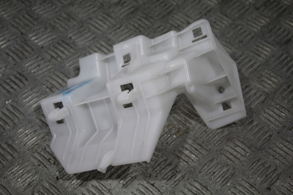 фото №1, Направляющая бампера левый toyota proace verso ii 2