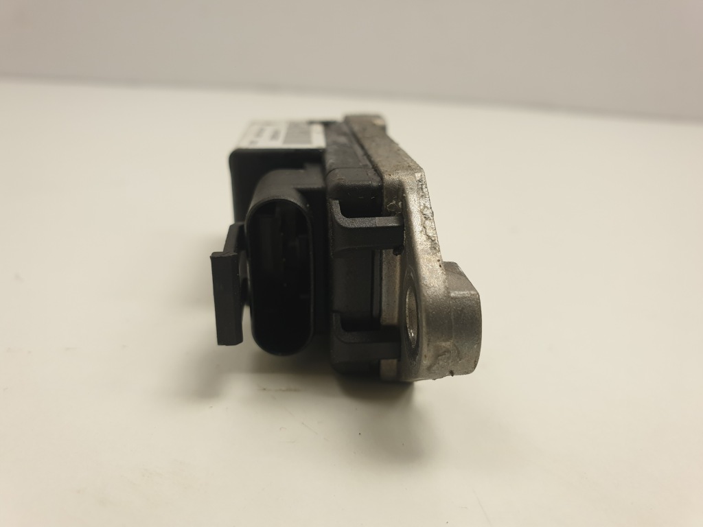 фото №3, Porsche boxster 986 датчик удару датчик