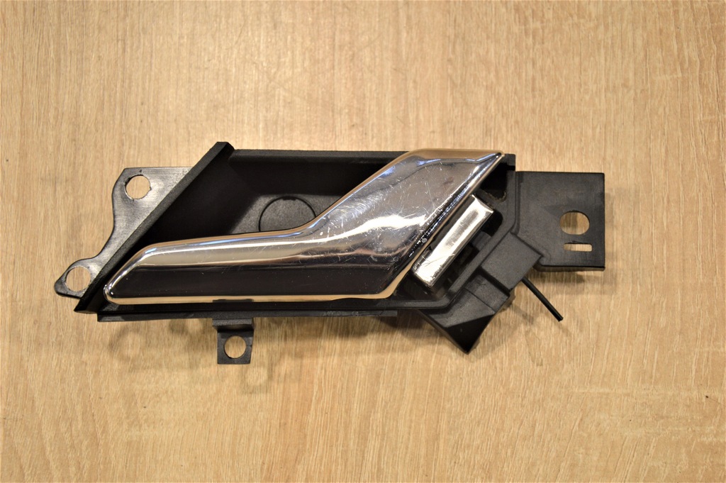 фото №1, Ручка внутренняя правый перед opel antara