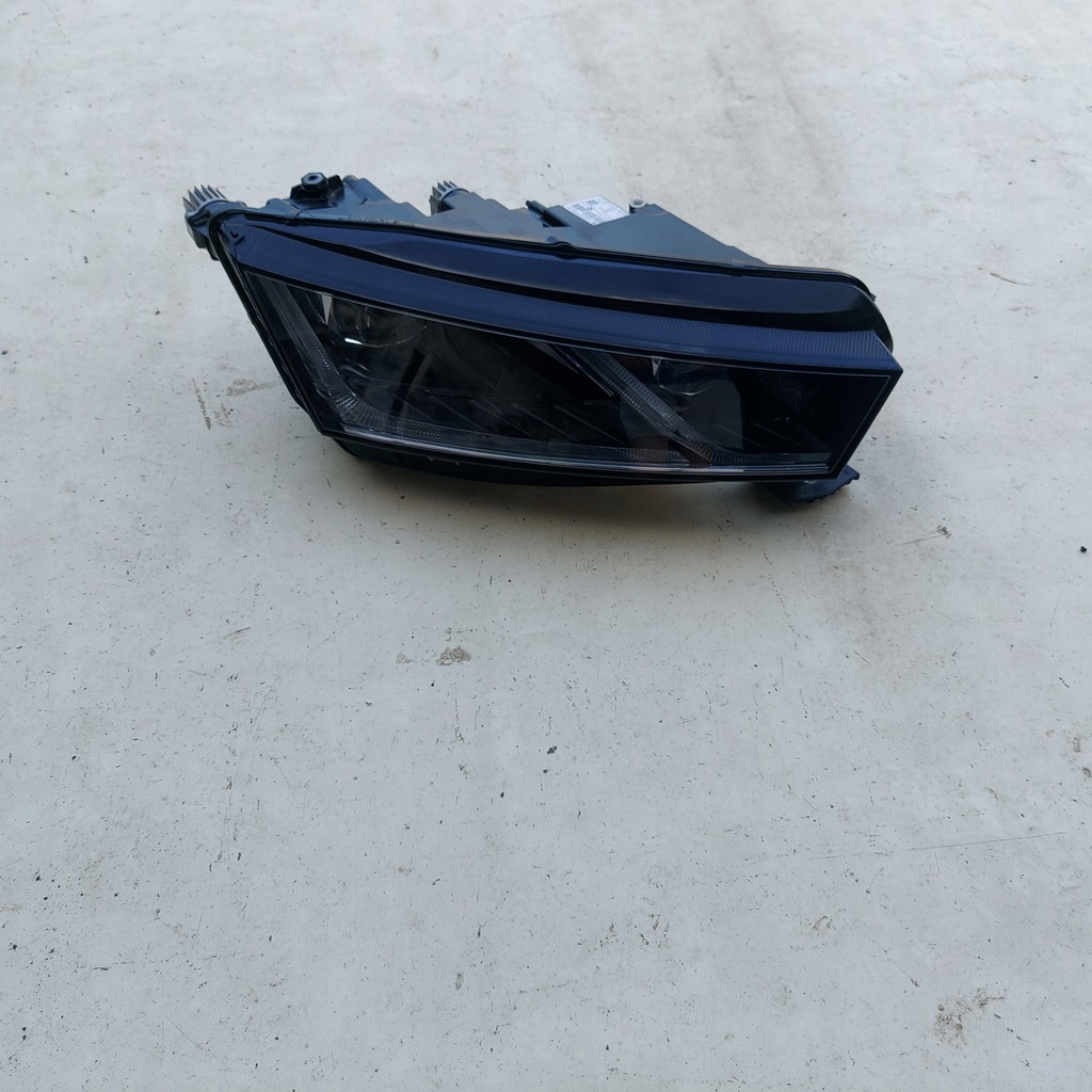 фото №1, Лампа передняя правая full led skoda octavia iv 4