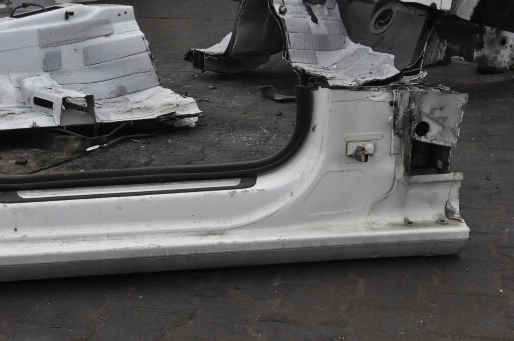 фото №6, Audi a4 b8 блок двигуна поріг правий ly9c