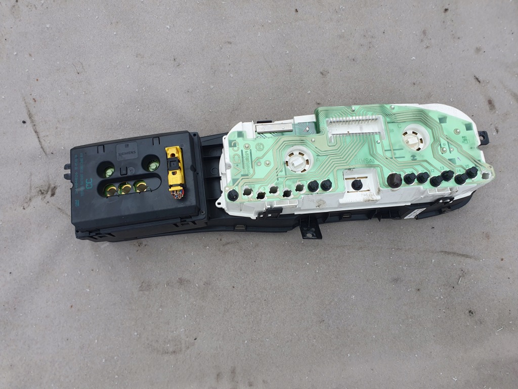 фото №9, Панель обдув ручки opel vectra b 96-99 4d l147 1.6 przed lift