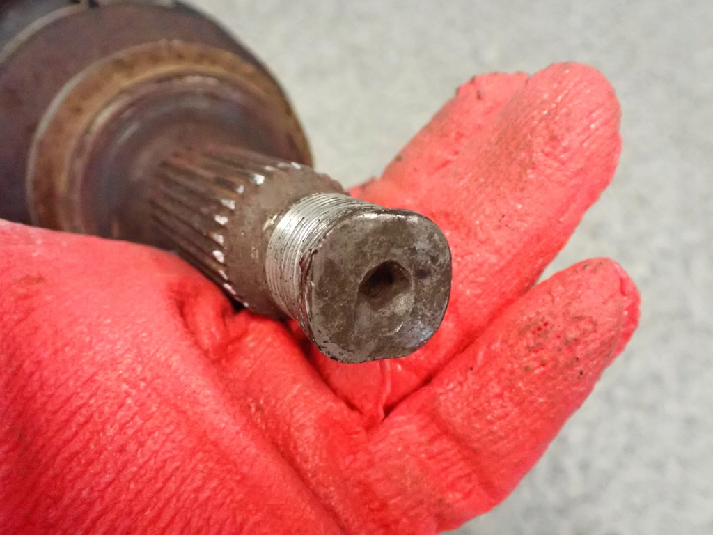 фото №6, Hyundai tucson 2.0 crdi 04- привідний вал передня ліва