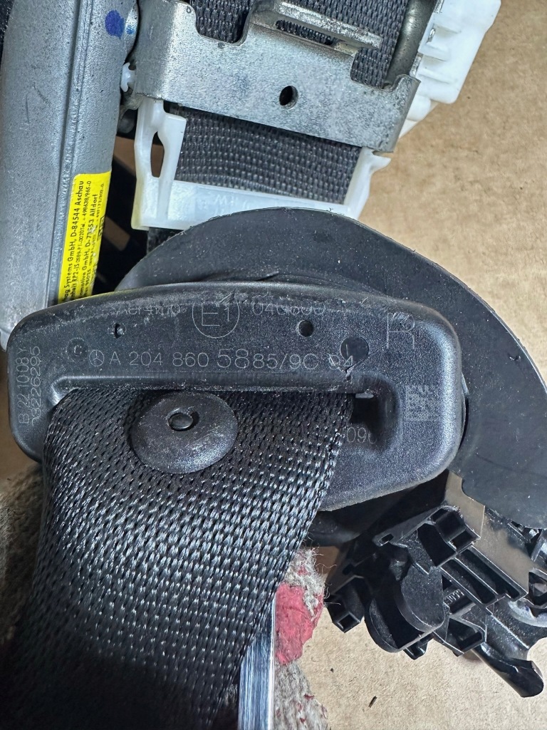 фото №5, Pas безопасности правый перед mercedes w204