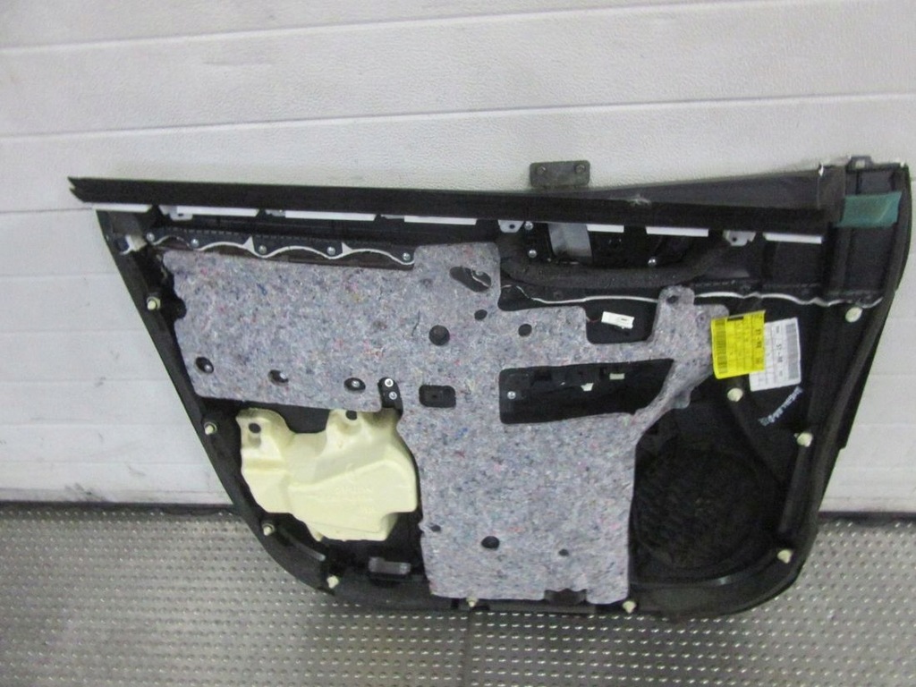 фото №16, Toyota highlander iii 2016 обшивка двері перед