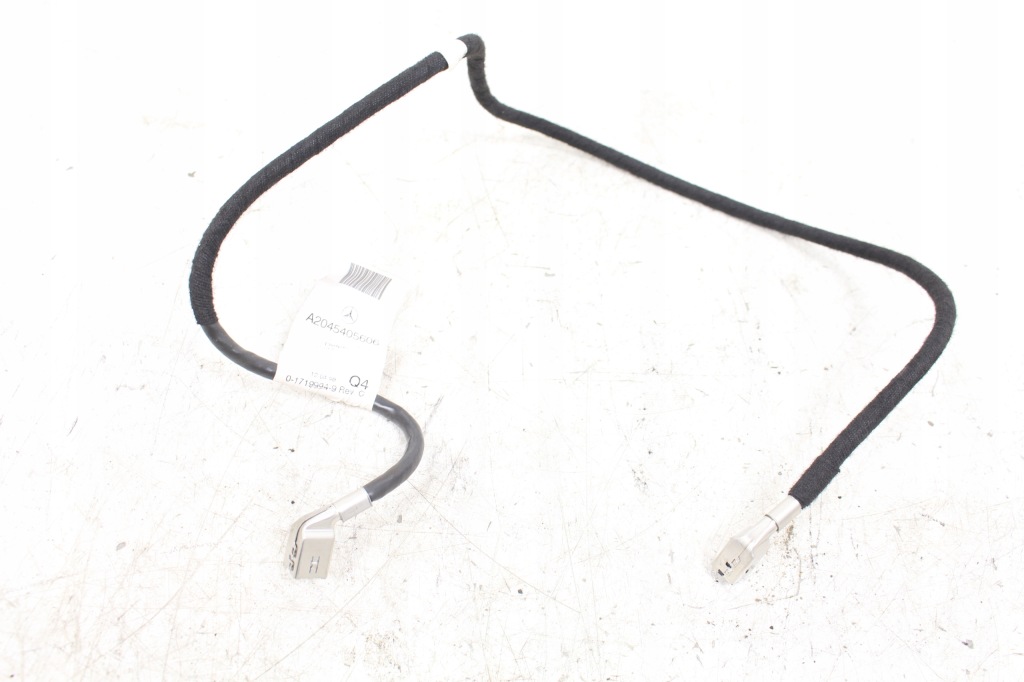 фото №1, Шланг навигации mercedes c-klasa w204