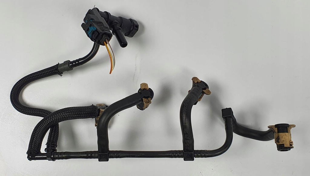 фото №1, Mercedes w176 1.5 cdi дроти зливні