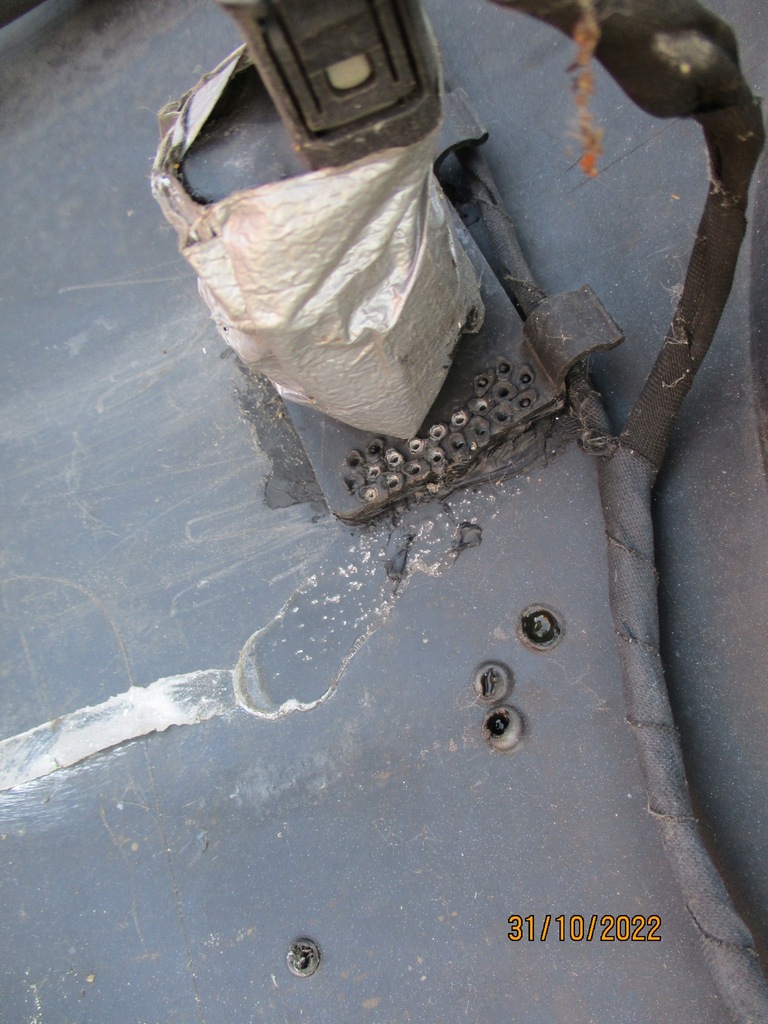 фото №12, Bmw 5 e60 e61 2006 бампер передний silber-grau