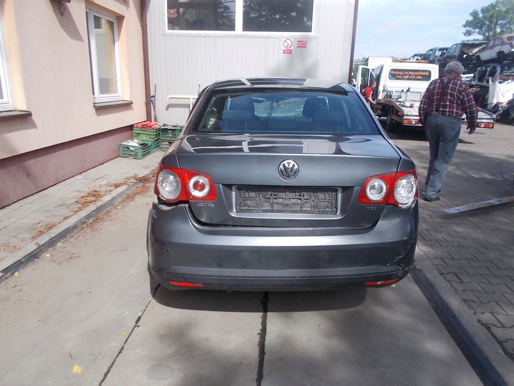 фото №7, Vw jetta 5 1.9tdi поворотный кулак правая ступица abs