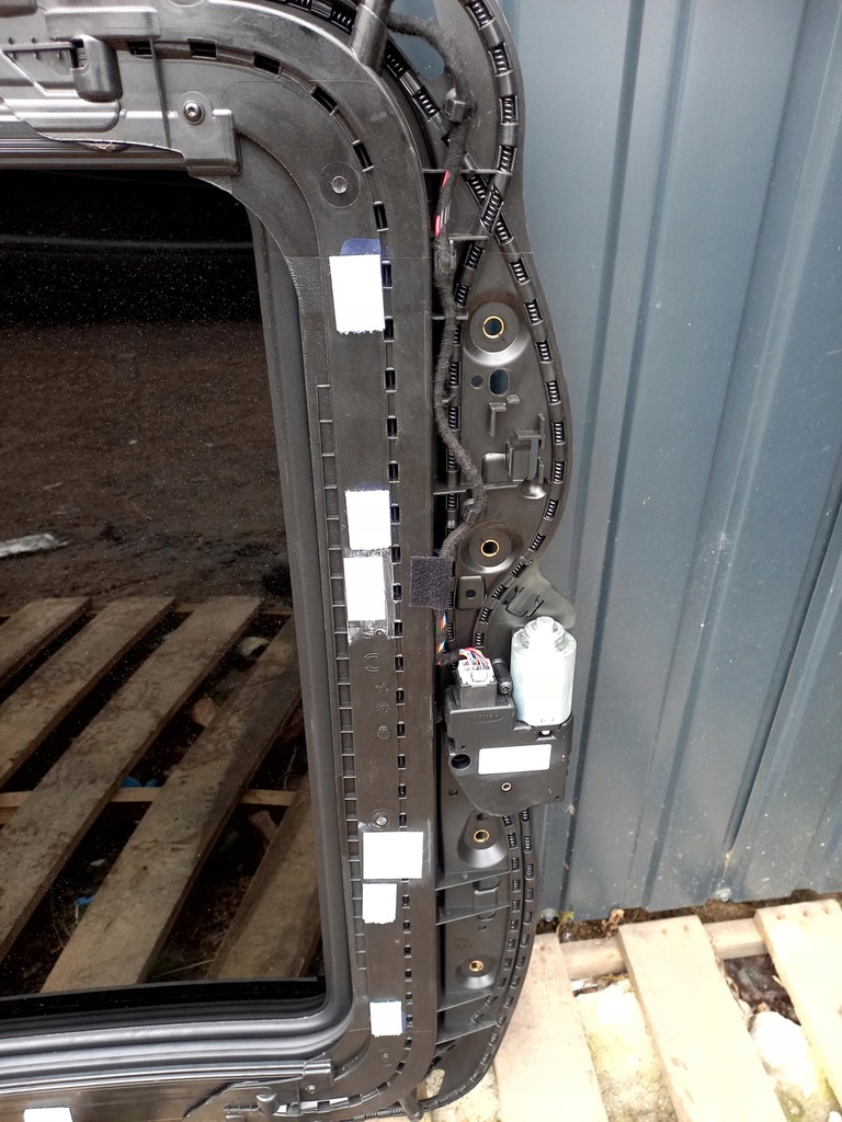 фото №4, Maserati levante люк панорама 1726282