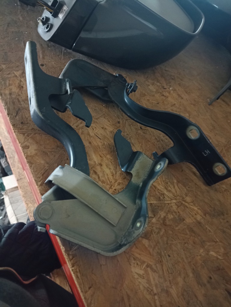 фото №1, Opel antara петлі капот