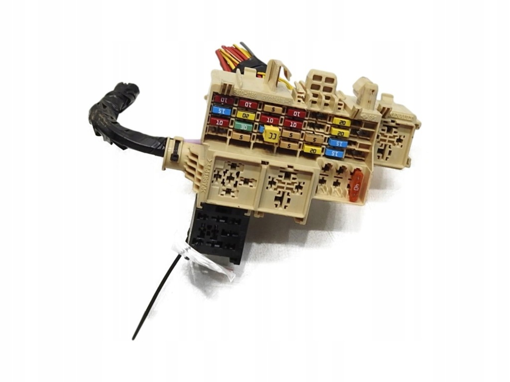 фото №1, Коробка запобіжників renault kangoo ii 1.5 dci 8200574970 6400-1189