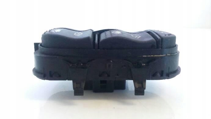 фото №7, Панель переключателей окон ford focus mk1