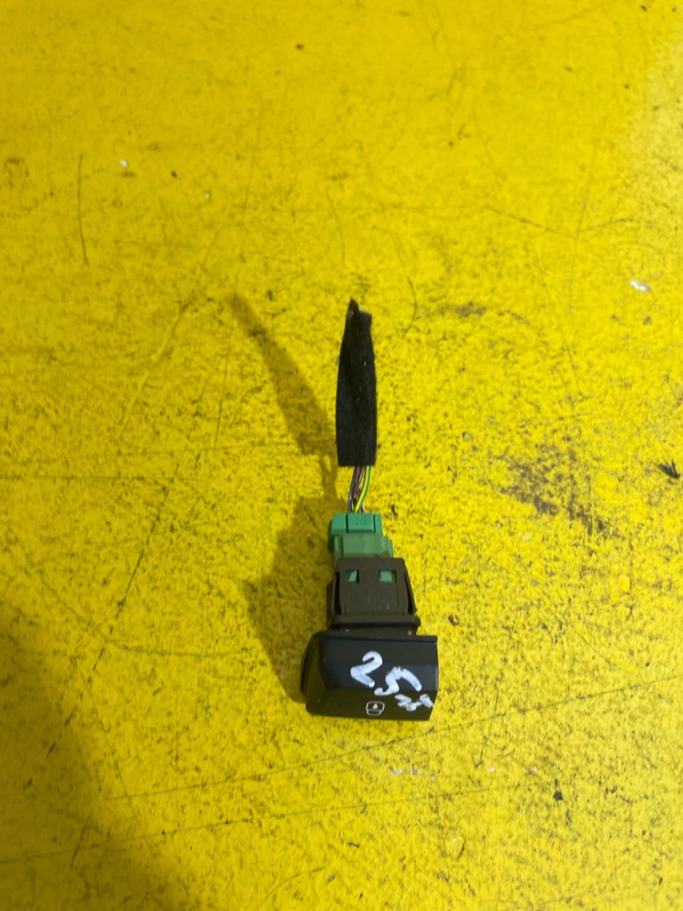 фото №4, Opel meriva b - кнопка замыкание дверь