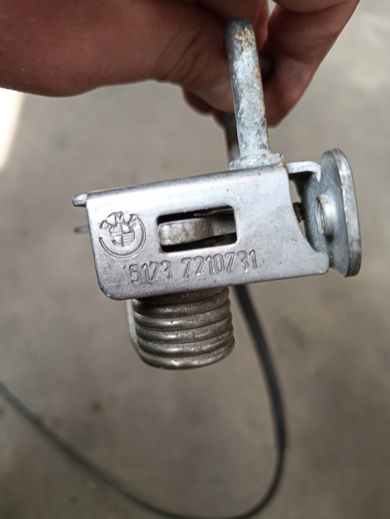 фото №6, Петлі капот трос bmw f25 x3 7210731 7210735