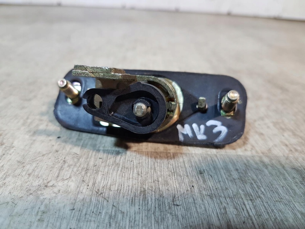 фото №3, Вкладка замка крышки задняя ford mondeo mk3 lift