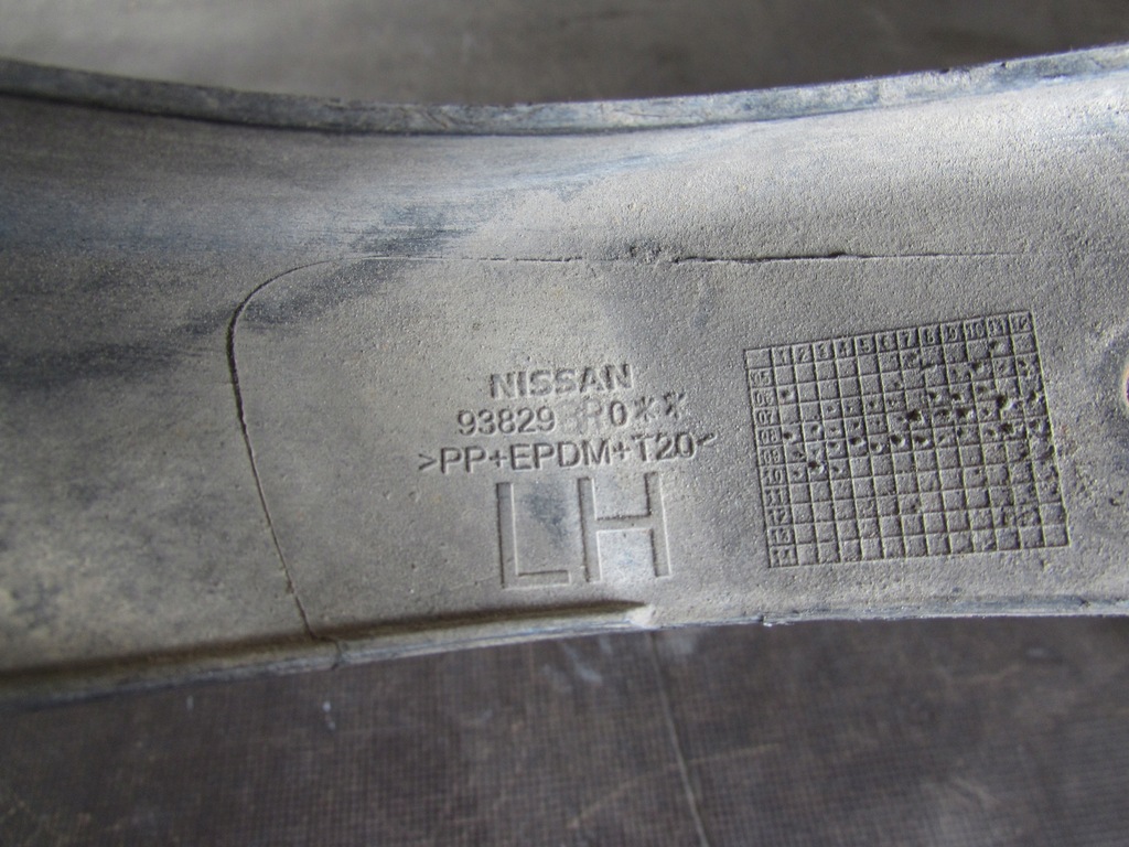 фото №10, Молдинг крила лівий задня nissan qashqai 09-13r