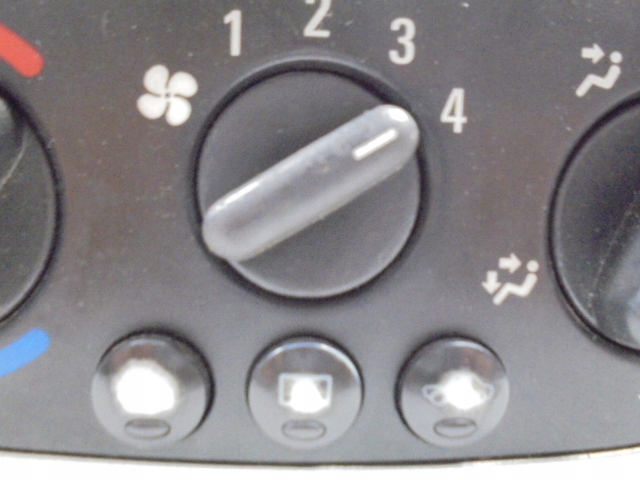 фото №10, Opel combo c 03-11 панель управление обдув 90535093