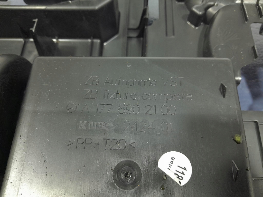 Mercedes a w177 hb захист вкладиш багажника a1774701700 Недорого