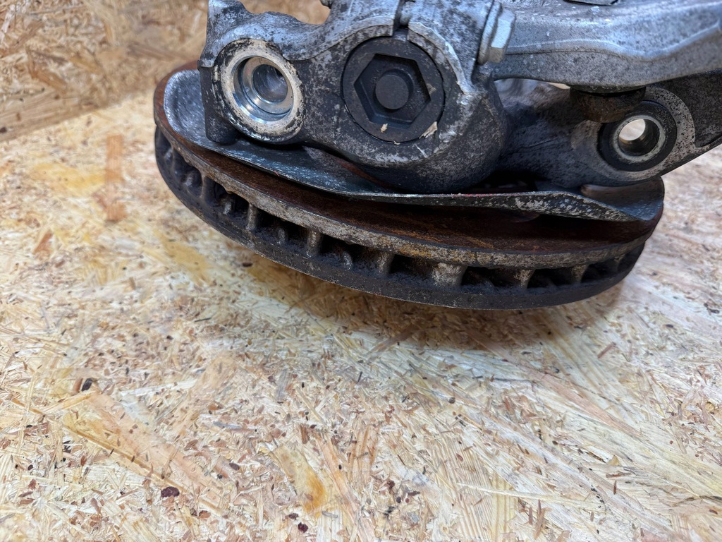 фото №15, Подвеска амортизатор рычаг поворотный кулак левый перед porsche macan 95b