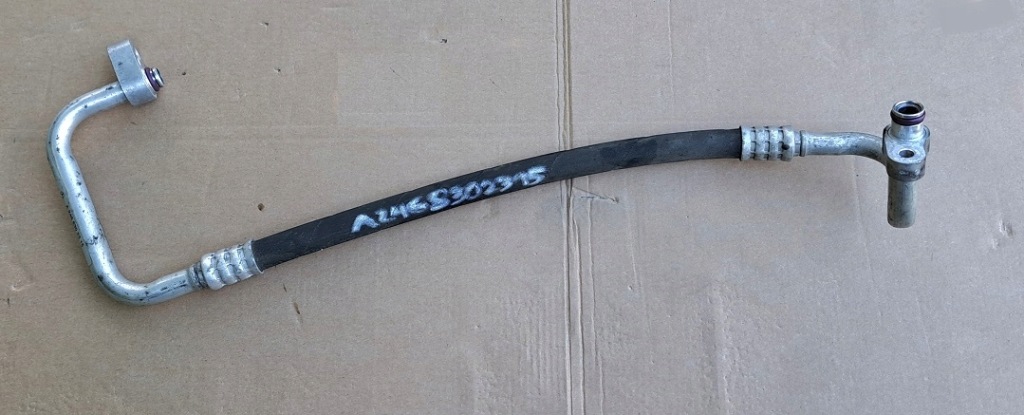 фото №1, Mercedes w246 b180 cdi шланг кондиционера a2468302315