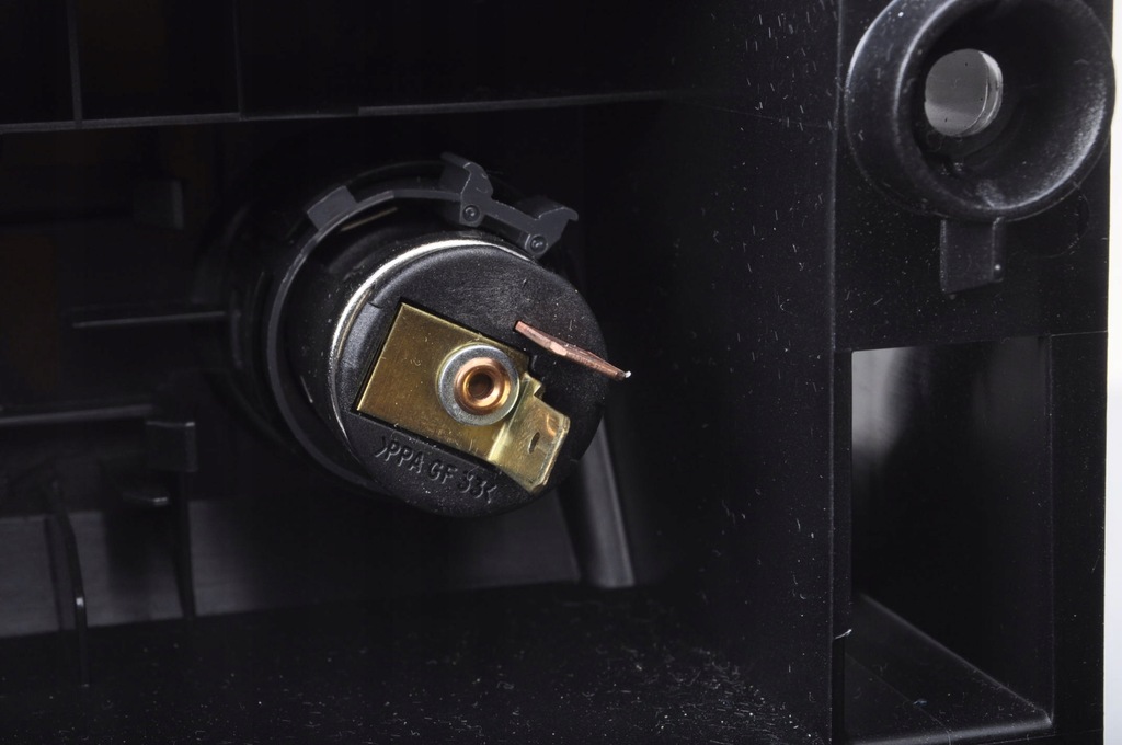 фото №9, Volvo s60 ii v60 підлокітник шкіра світлий