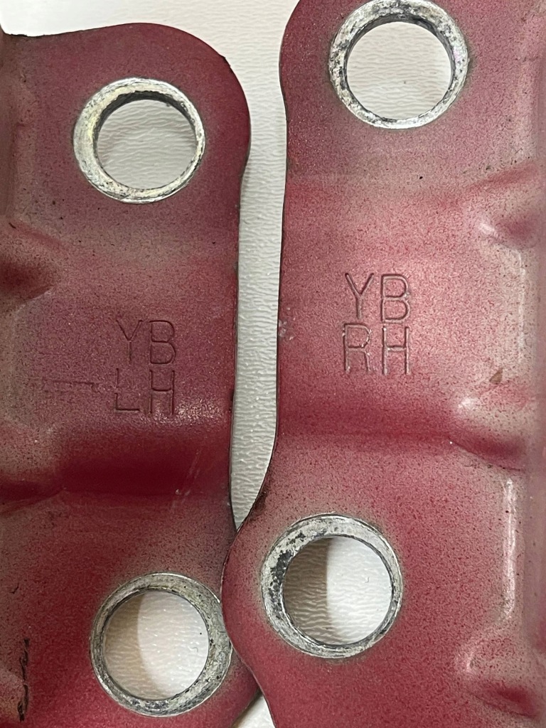 фото №3, Петля петлі капот правий лівий комплект kia rio iv 4 17- yb