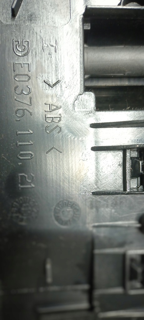 фото №10, Підлокітник бардачок mercedes mercedes w203 clk