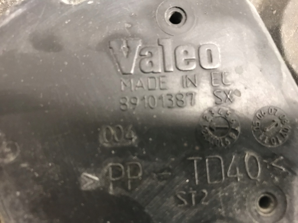 фото №14, Лампа левая передняя левый перед fiat grande punto 89101387sx белый разъём