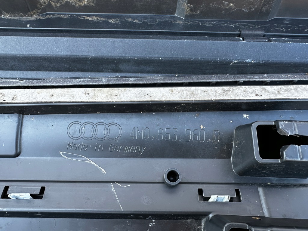 фото №6, Audi q7 4m молдинг дверь правый перед 4m0853960b