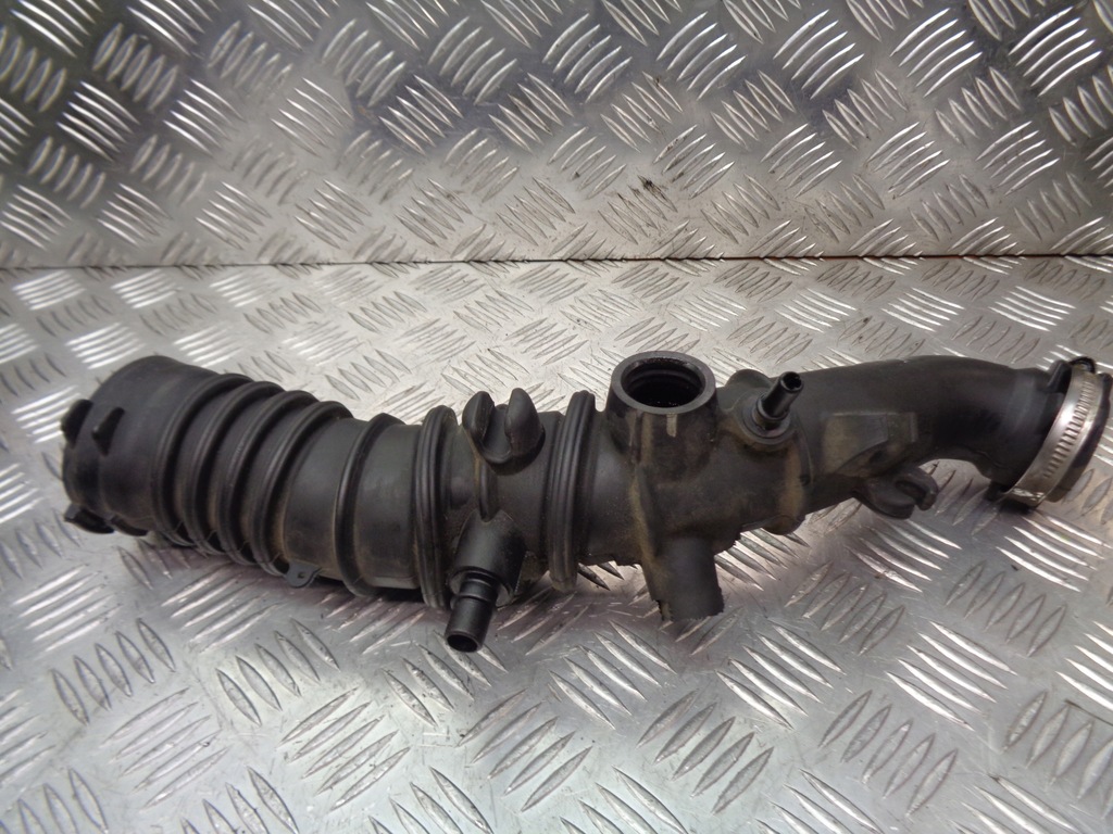 фото №1, Труба впускной renault clio iii 1.2 8200519077