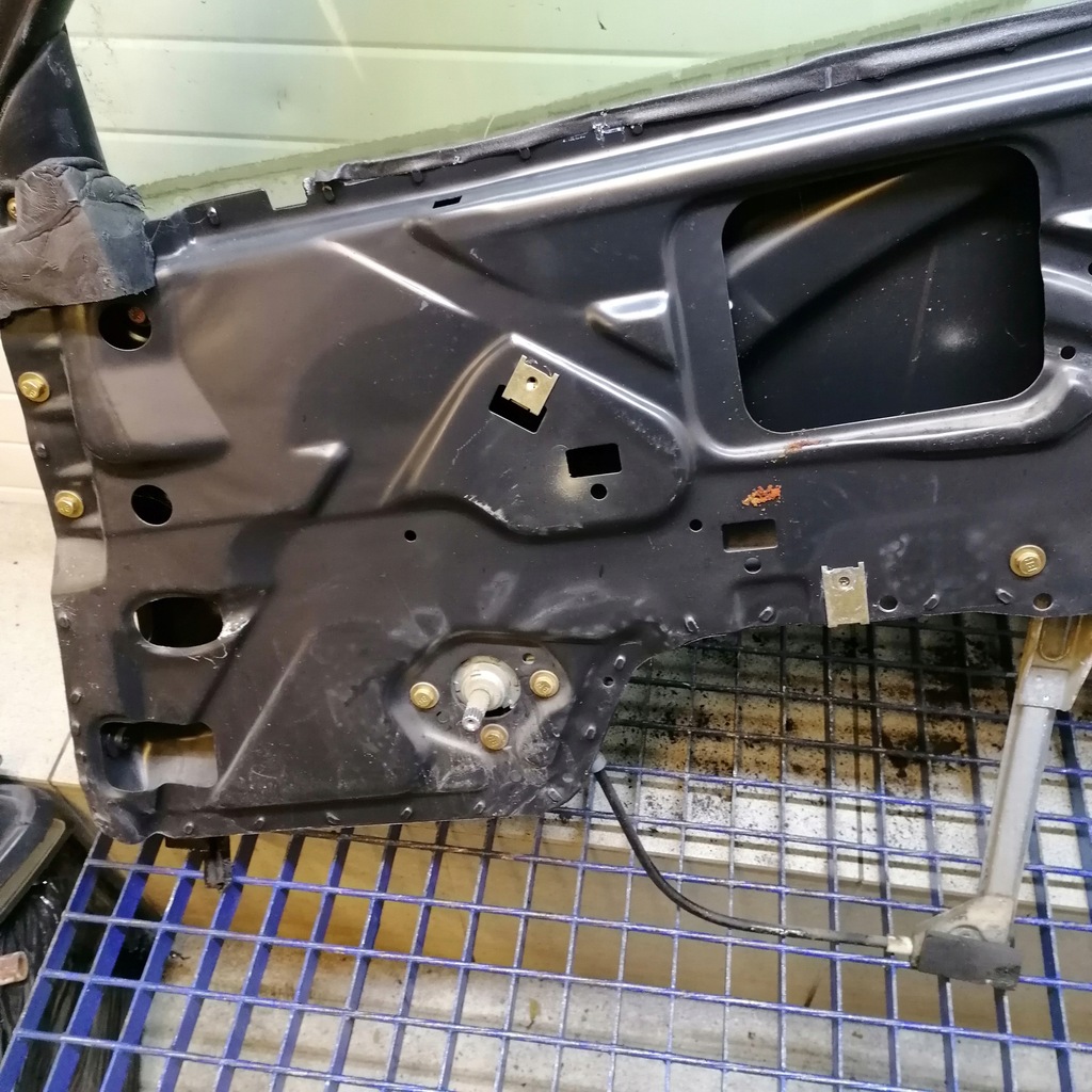 фото №5, Audi 80 b4 рамка двері механізм скло правий перед