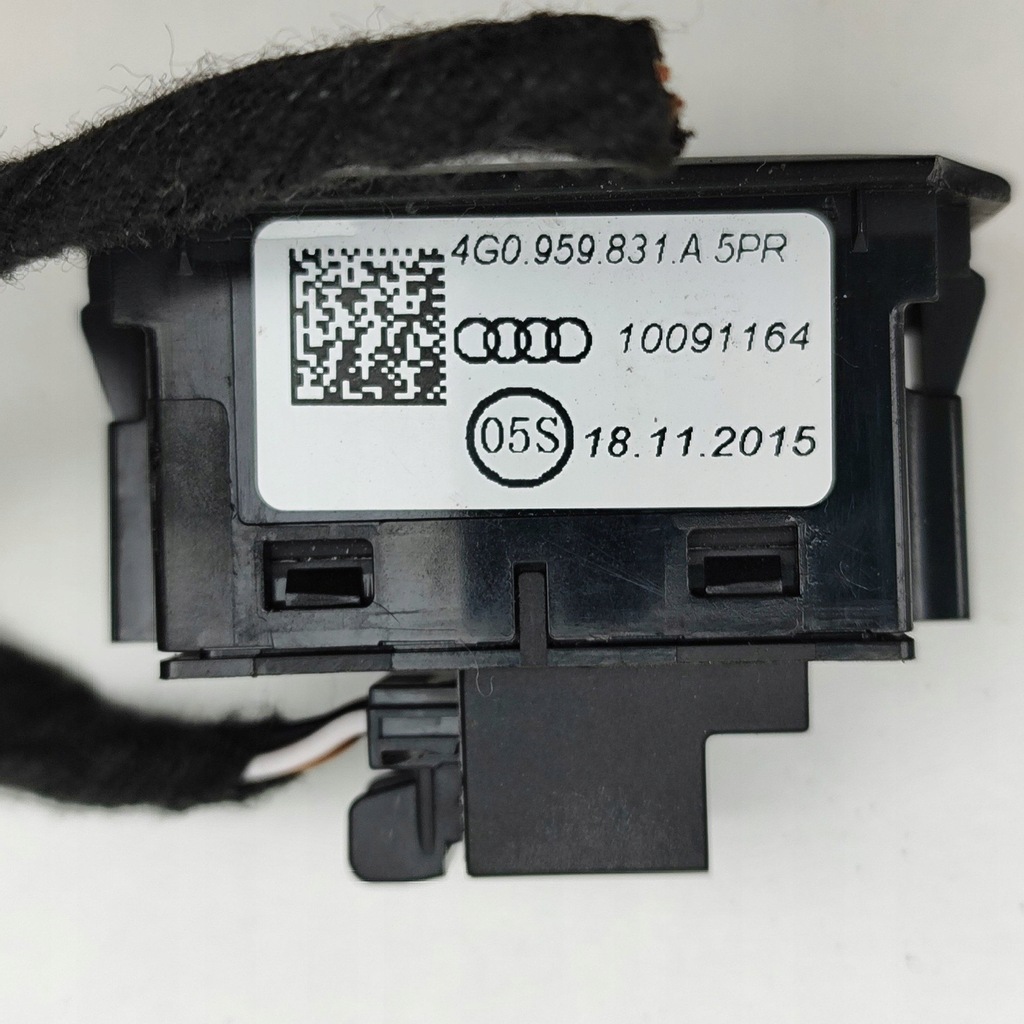 фото №7, Audi a6 s6 c7 4g 2016 кнопка відкривання кришки багажника