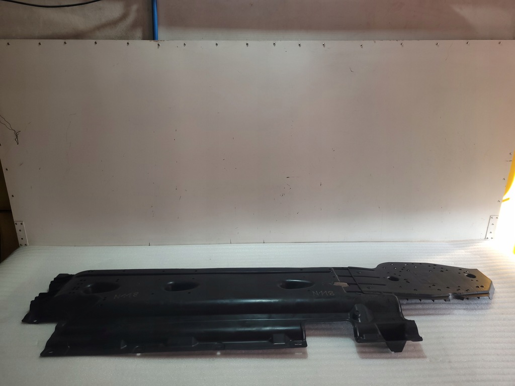 фото №1, Koleos ii защита подвеска правая 748141819r