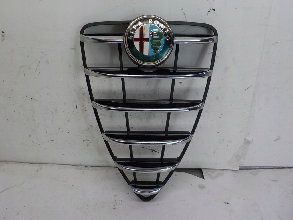 фото №1, Alfa romeo mito решётка радиатора решётка радиатора радиатора 156078532