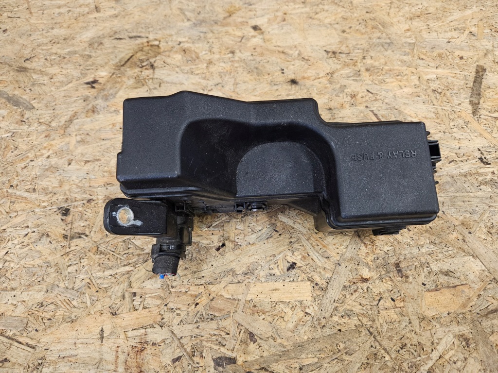 Toyota aygo 2 18-22 коробка запобіжників в Україні
